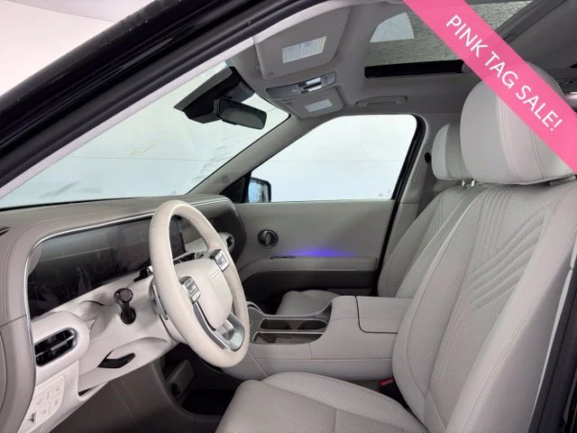 Used 2026 Black Hyundai SEL Premium image 11