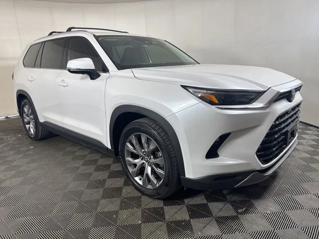 2024 Toyota Grand Highlander Limited AWD's photo