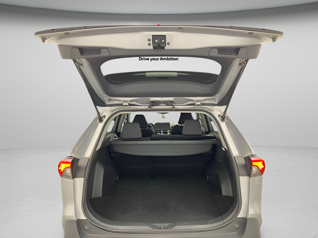 Used 2025 Silver Sky Metallic Toyota XLE image 38