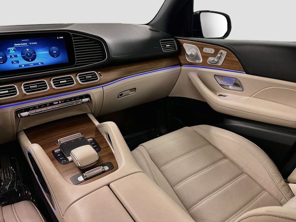 Certified Used 2026  Mercedes-Benz GLE 580 image 24