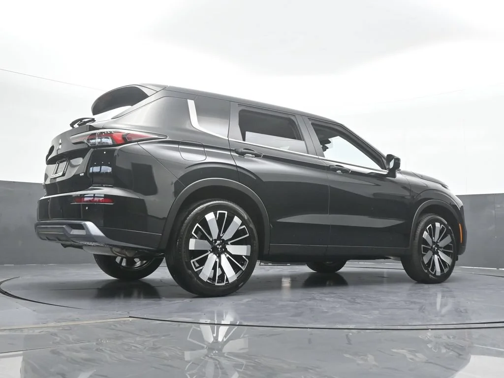 2026 Mitsubishi Outlander SE - Photo 70
