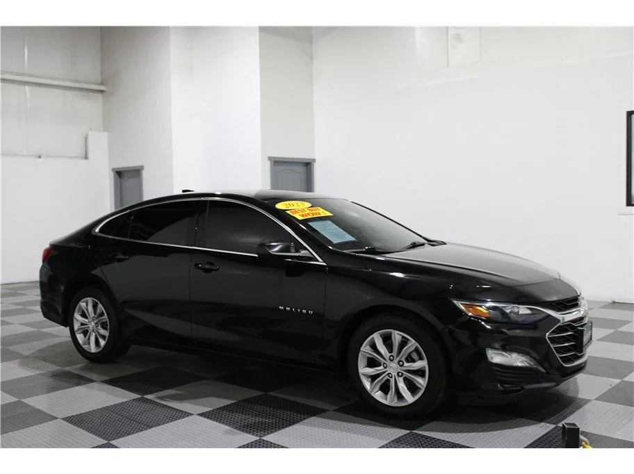 Used 2023 Mosaic Black Metallic Chevrolet LT image 1