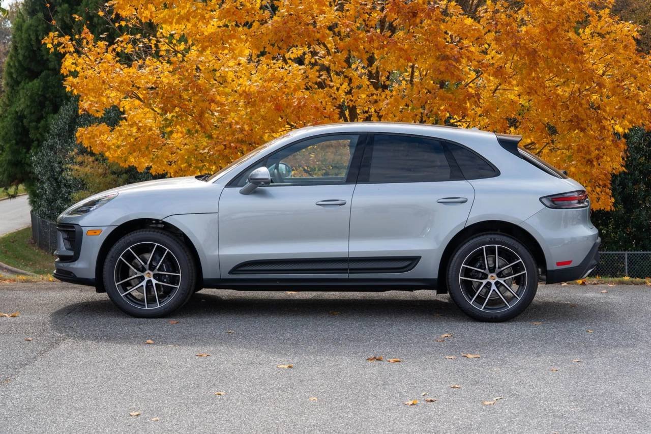 Used 2026  Porsche  image 2