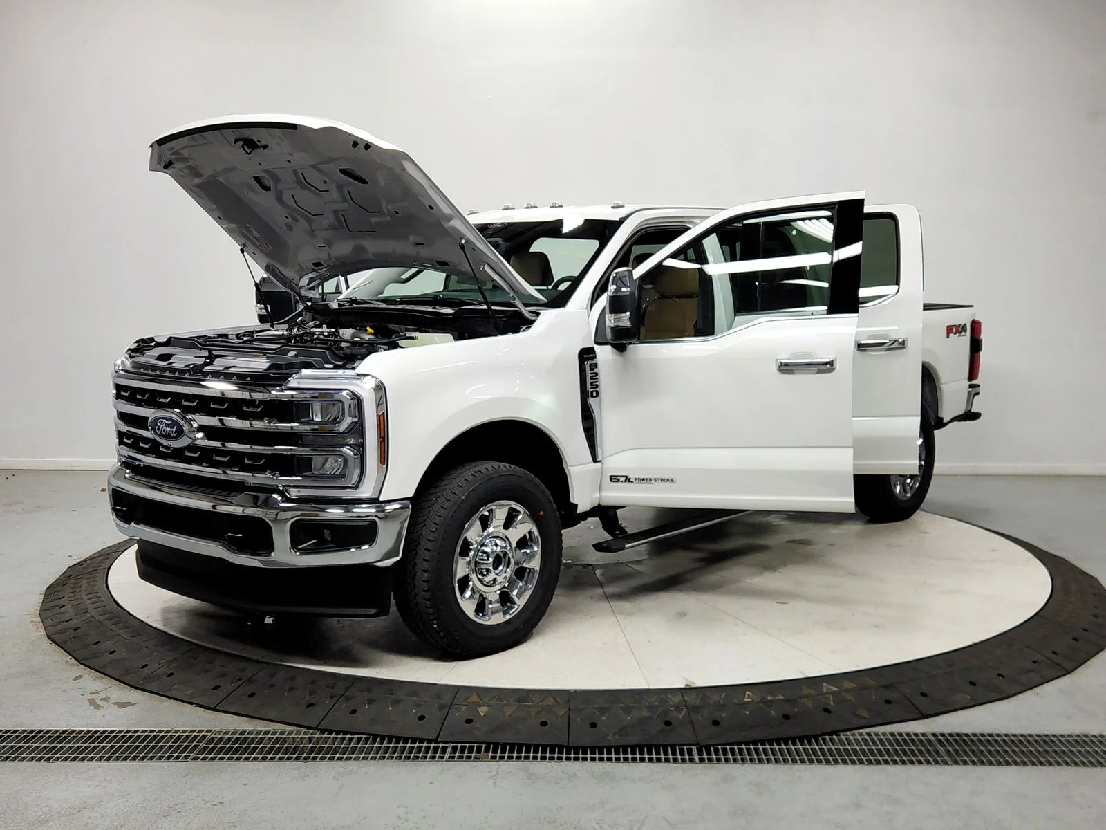 New 2026 Star White Metallic Tri-Coat Ford F-250® Lariat® image 11