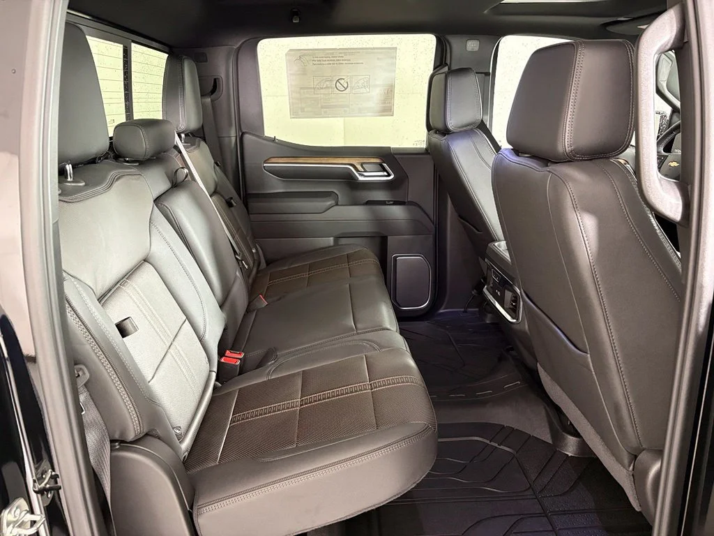New 2026 Black Chevrolet High Country image 47