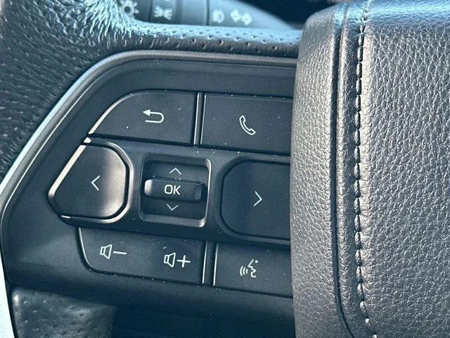 2025 Toyota Tundra Limited - Photo 17