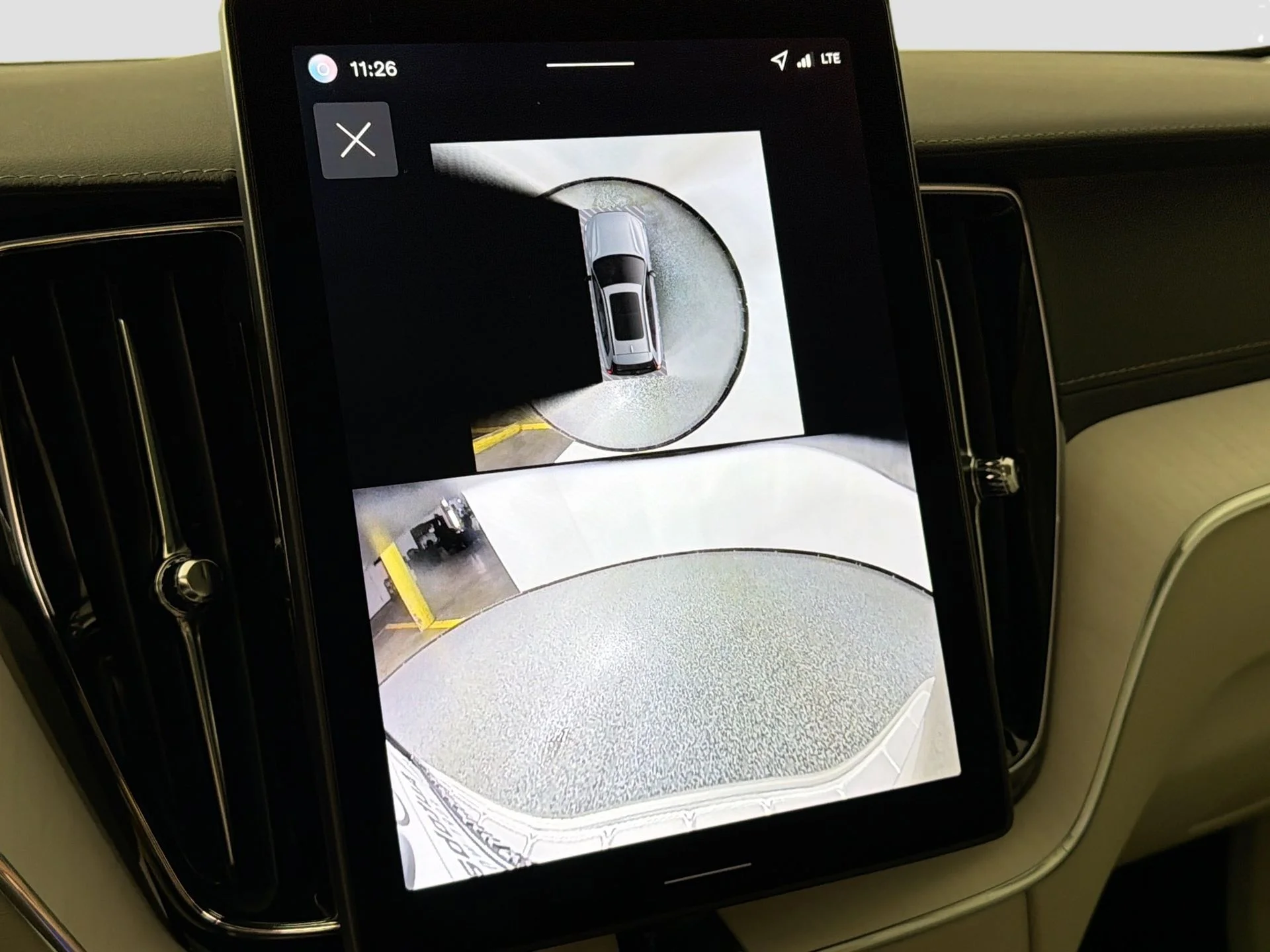 2026 Volvo XC60 Ultra - Photo 14
