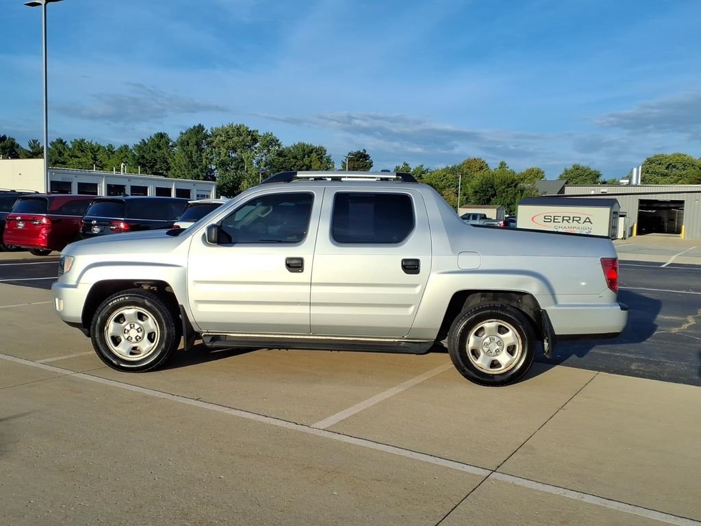 Used 2009 Honda Ridgeline RT with VIN 2HJYK16219H502340 for sale in Savoy, IL