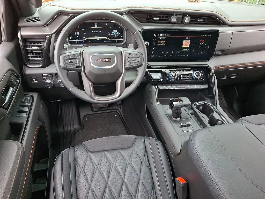 Used 2025 Onyx Black GMC AT4 image 11
