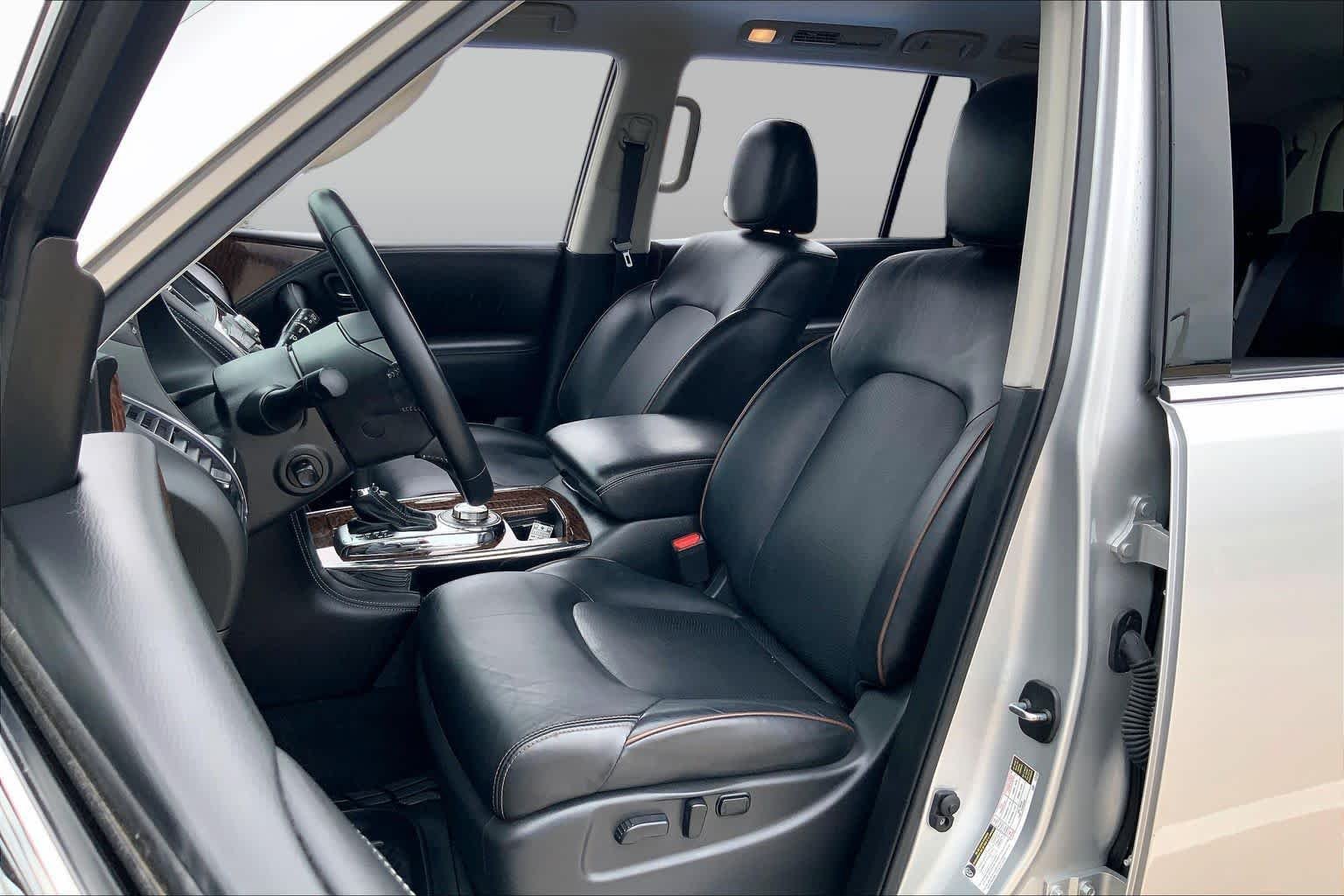 Used 2019 Brilliant Silver Metallic Nissan SL image 8