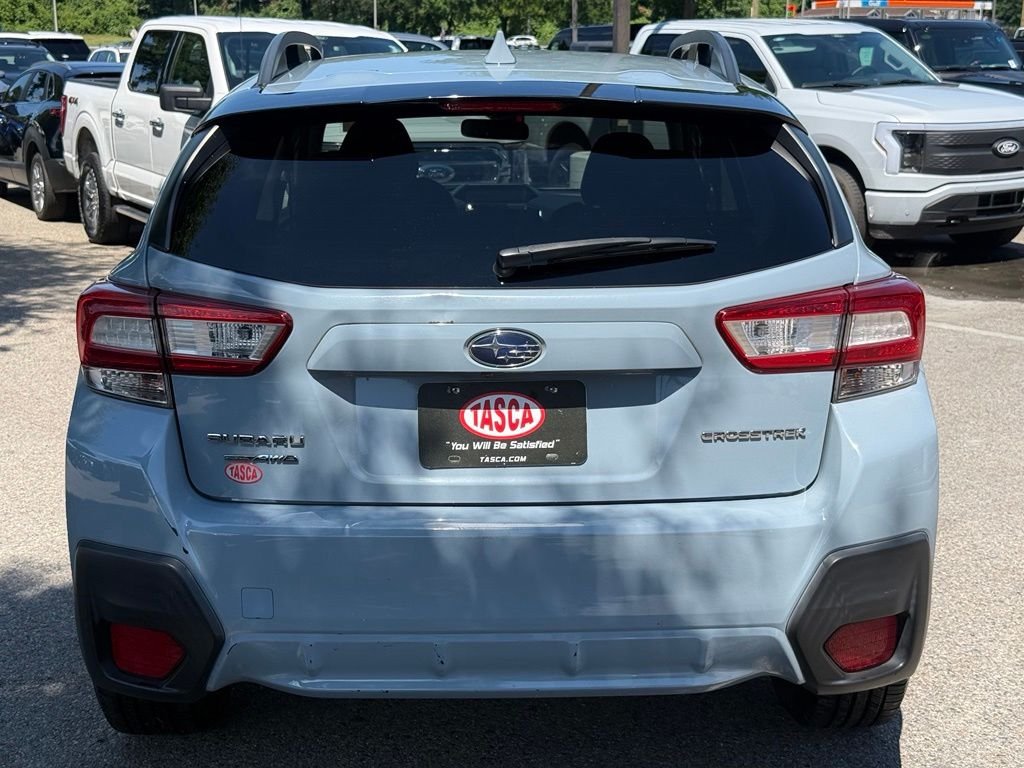 Used 2018 Gray Subaru 2.0i Premium image 9