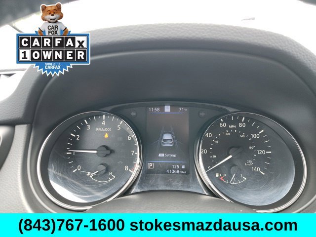 Used 2020 Gray Nissan SL image 3
