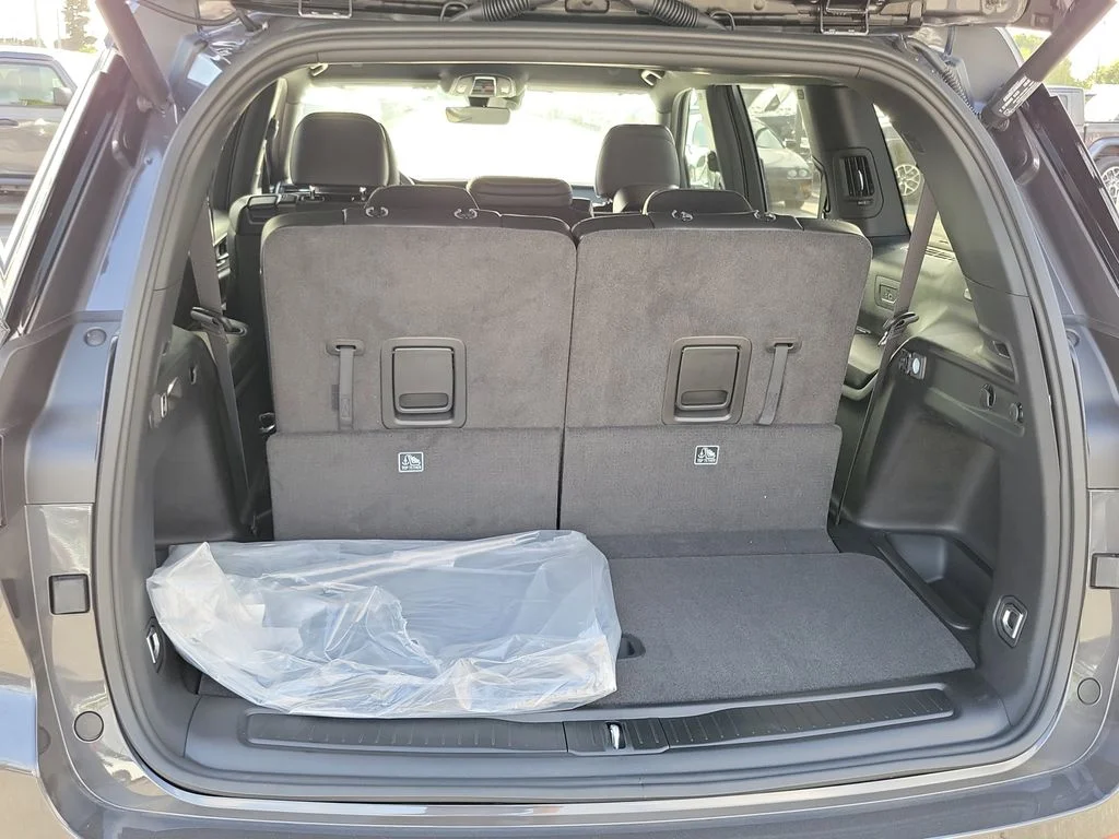 New 2026 Gray Jeep Altitude image 20