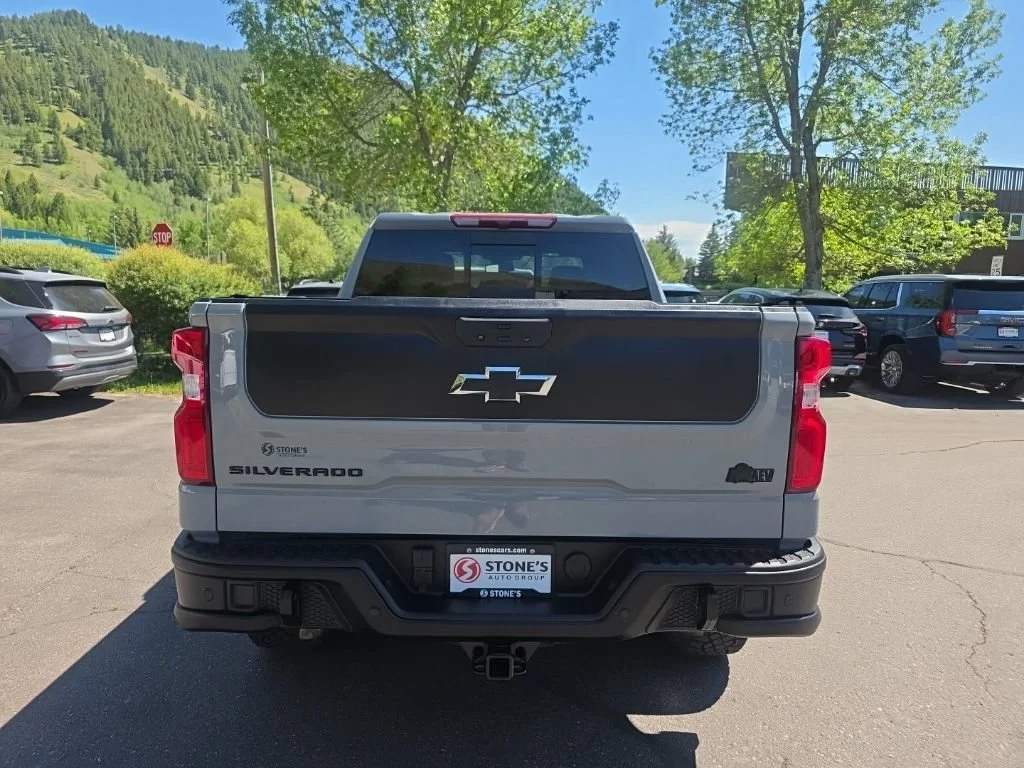 Certified Used 2024 Slate Gray Metallic Chevrolet ZR2 image 6
