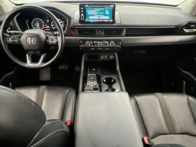 Used 2023 Red Honda EX-L image 2
