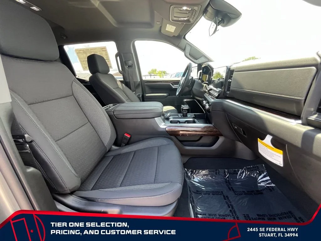 New 2026 Sterling Metallic GMC Elevation image 20