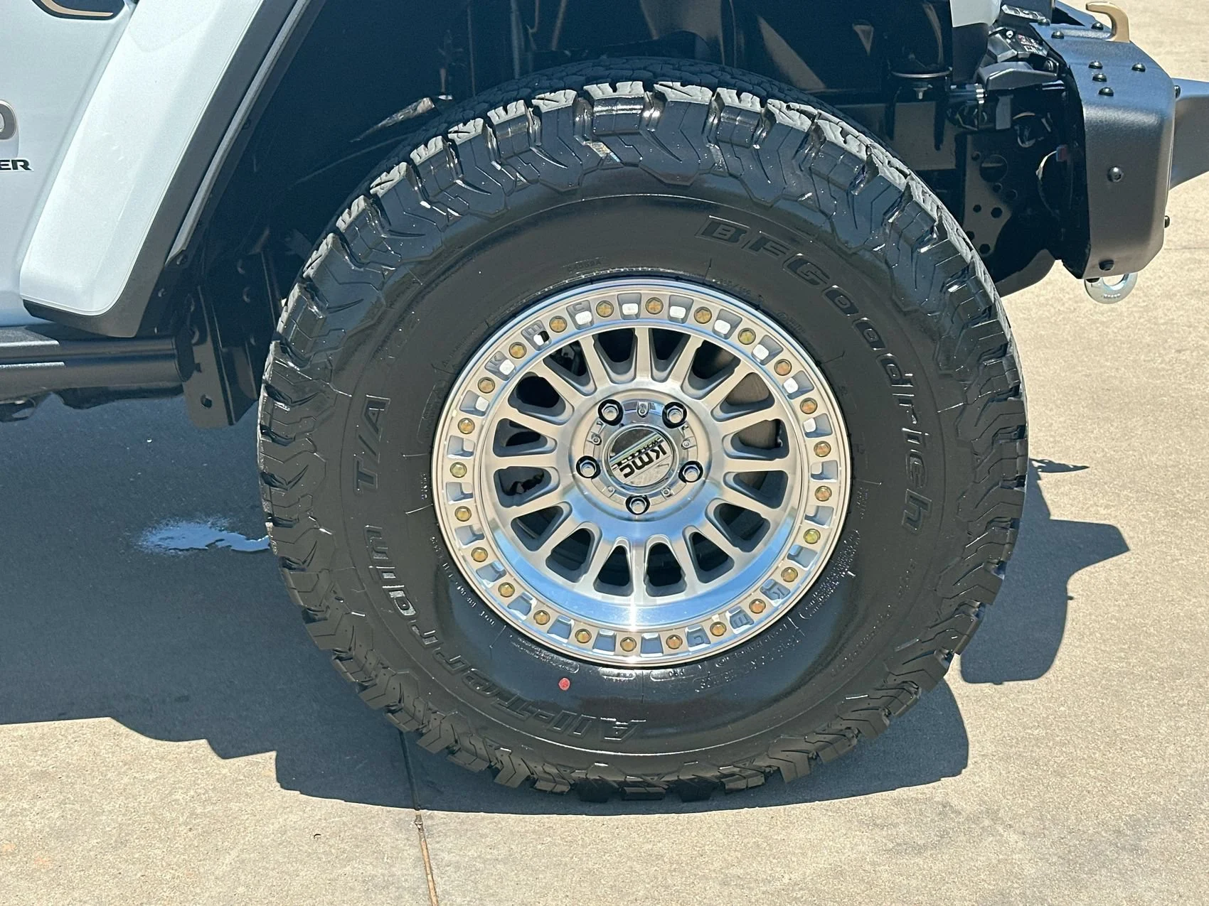 Used 2025 Bright White Clearcoat Jeep Rubicon 392 Final Edition image 10