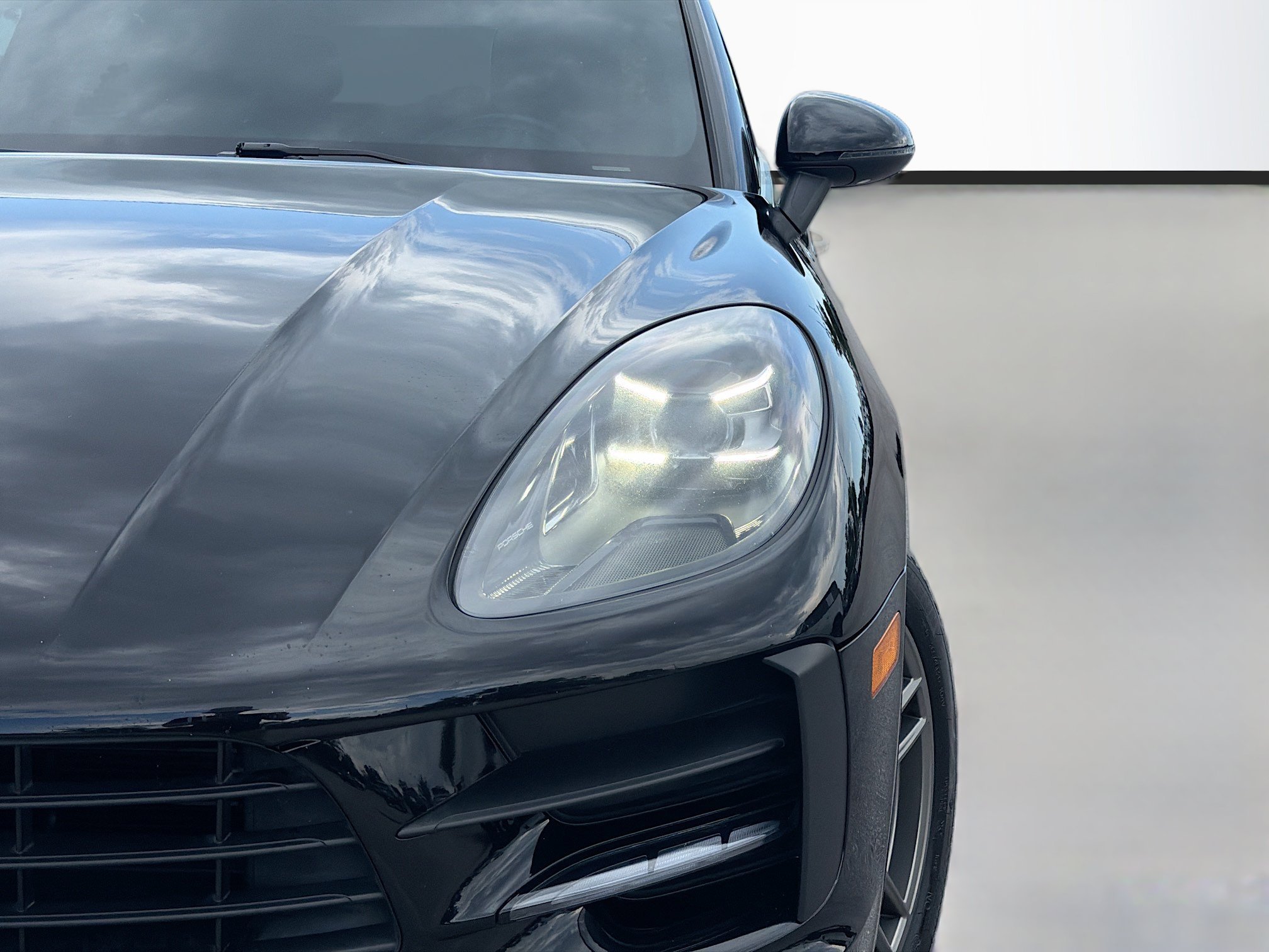 Used 2019 Jet Black Metallic Porsche Base image 9
