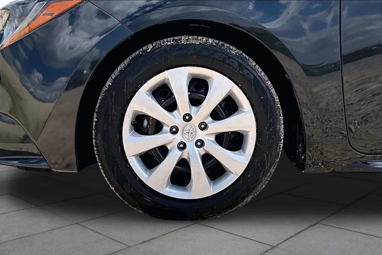 Used 2020 Black Sand Pearl Toyota LE image 11