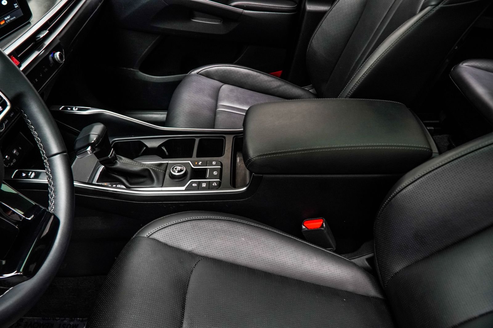 Used 2025 Black Kia S image 19