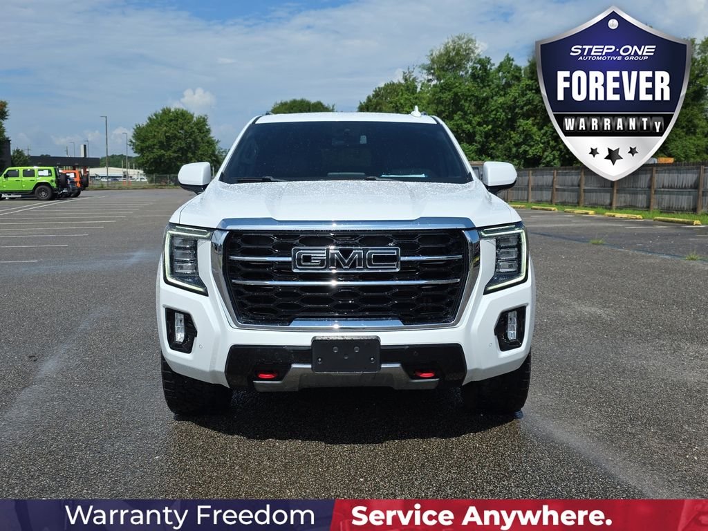Used 2023 White GMC AT4 image 10