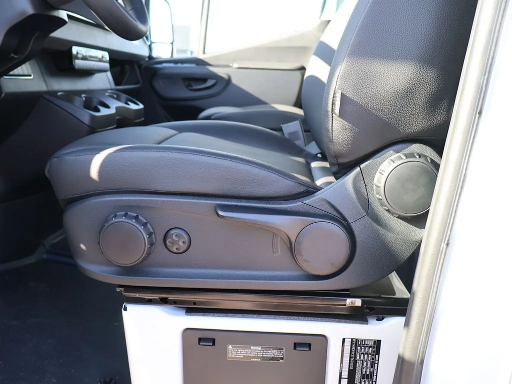 New 2026 White Mercedes-Benz Cargo 170 WB image 42