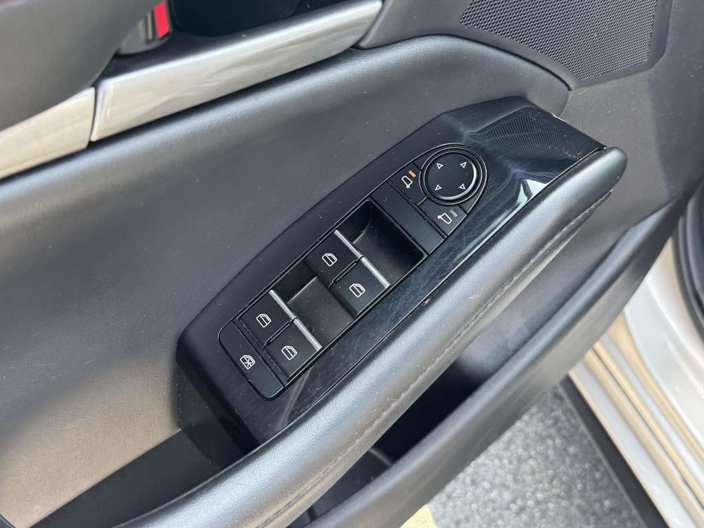 Used 2024 Silver Mazda 2.5 S Select Sport image 30