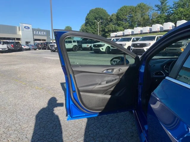 Used 2017 Kinetic Blue Chevrolet LT image 21