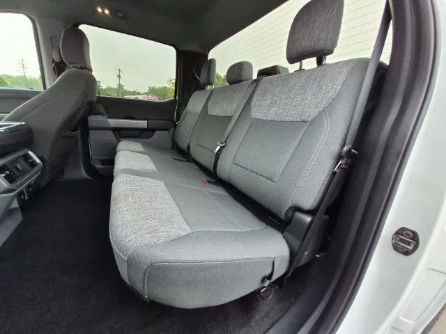 Used 2022 White Ford XLT image 29