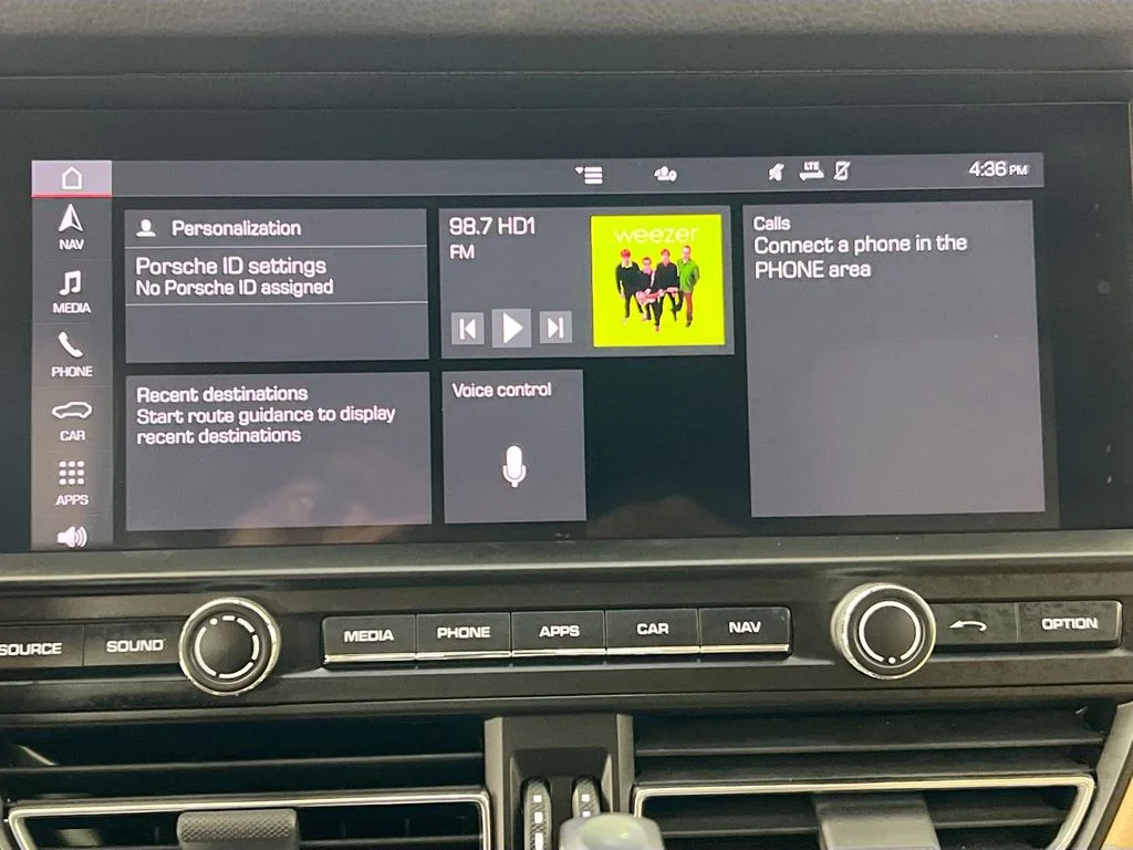 Used 2020  Porsche S image 15