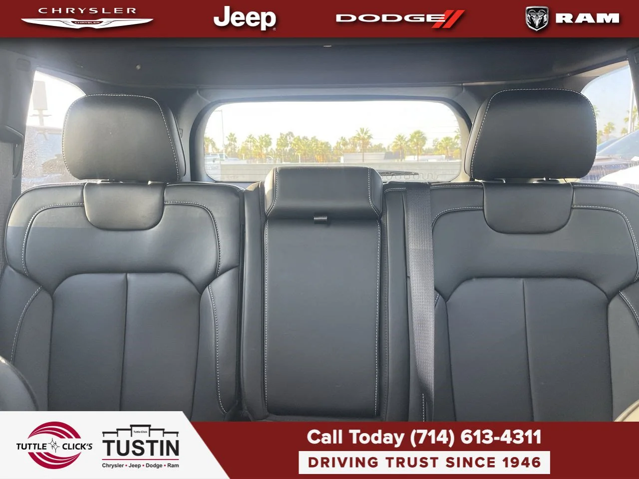 New 2027 High-Gloss Black Paint Jeep Limited image 5