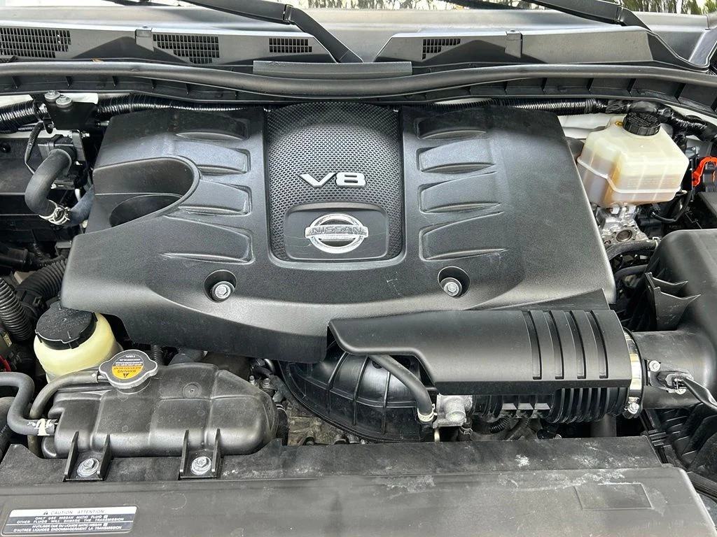 Certified Used 2022 White Nissan SL image 35
