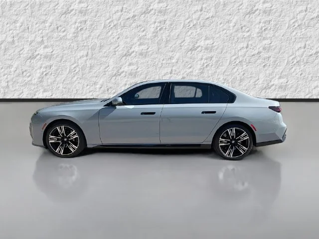 2024 BMW 7 Series 760i - Photo 6