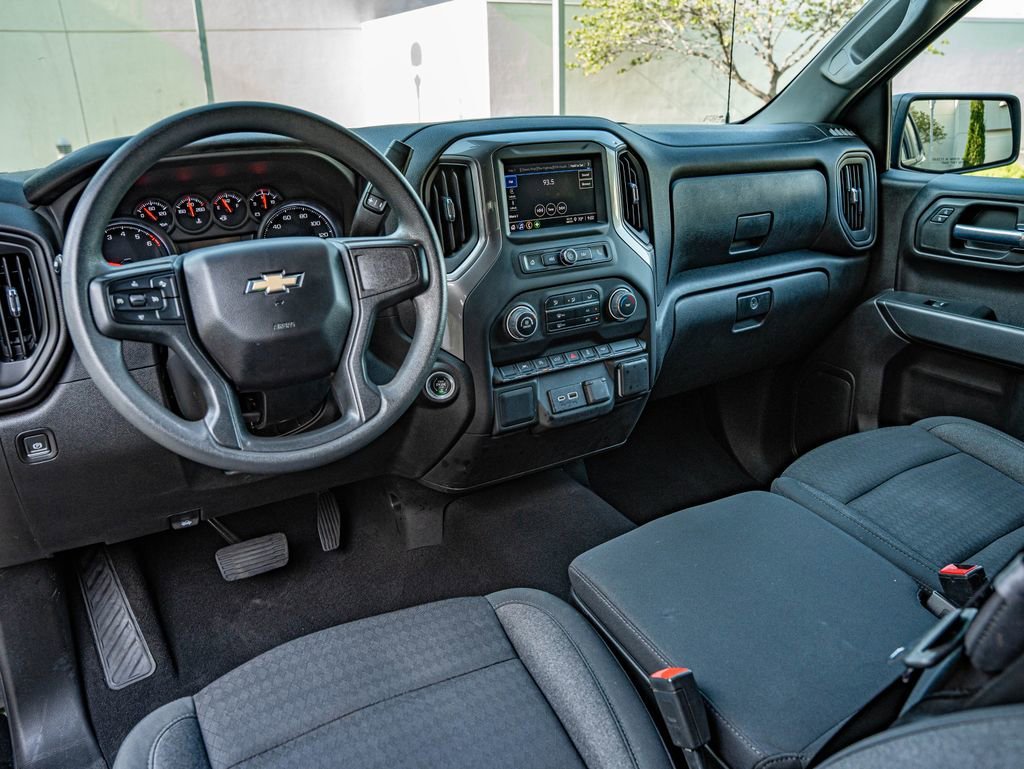 Used 2024 Black Chevrolet Custom image 30