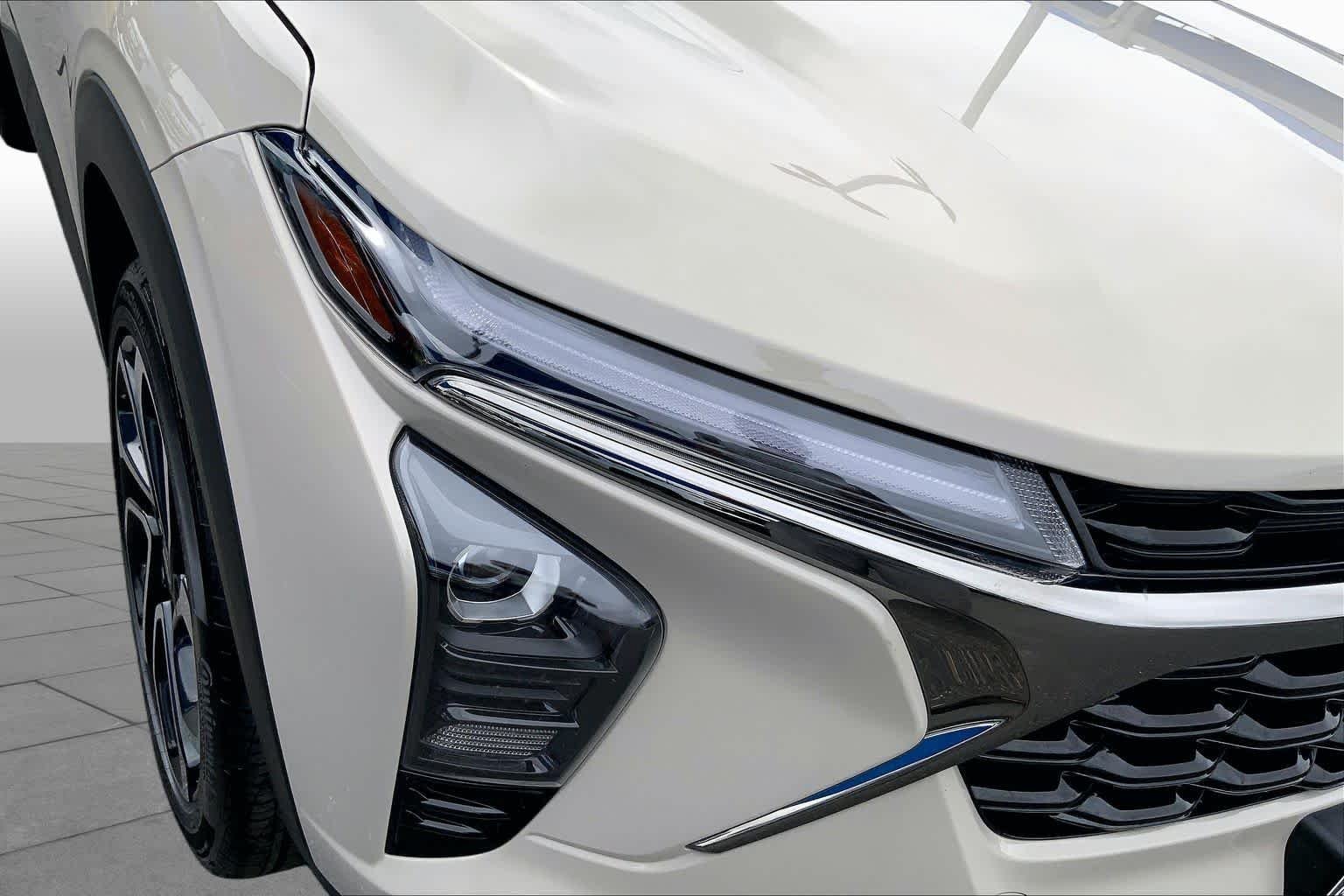 Used 2026 White Sands Chevrolet 2RS image 28
