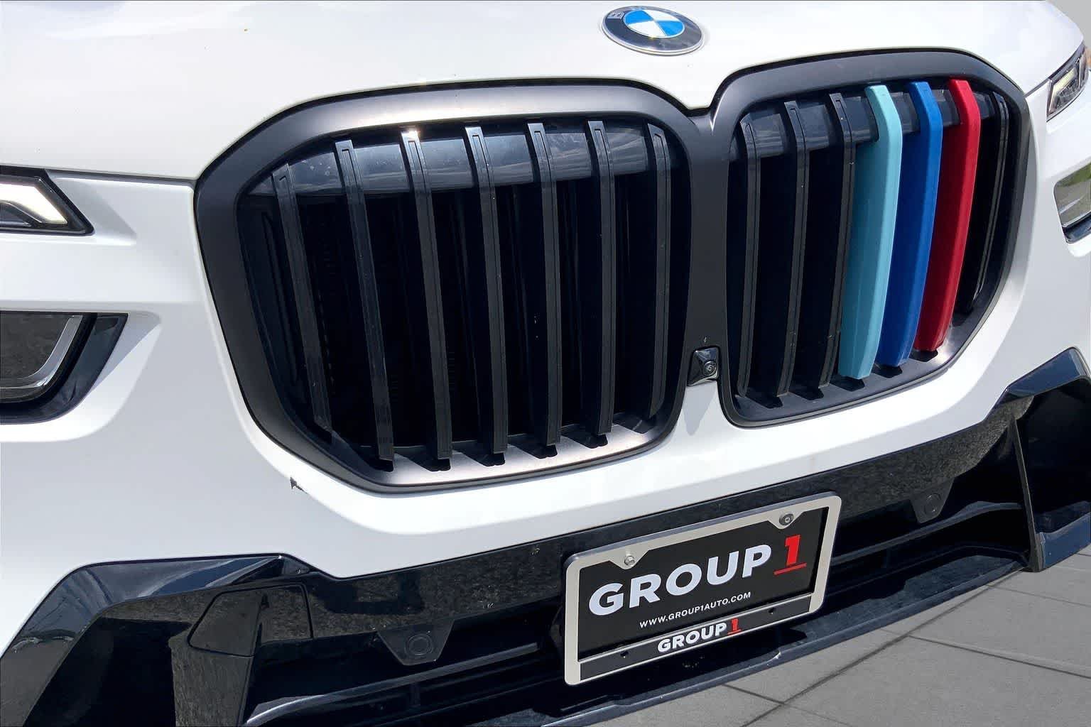 Used 2023 Alpine White BMW xDrive40i image 29