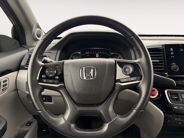 Used 2019 Gray Honda Touring image 13