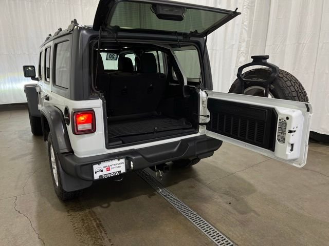 Used 2020 White Jeep Unlimited Sport S image 13