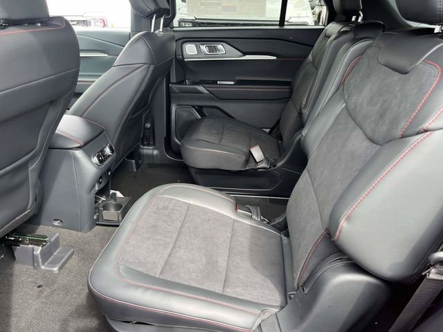 New 2026 Rapid Red Metallic Tinted Clearcoat Ford ST image 5