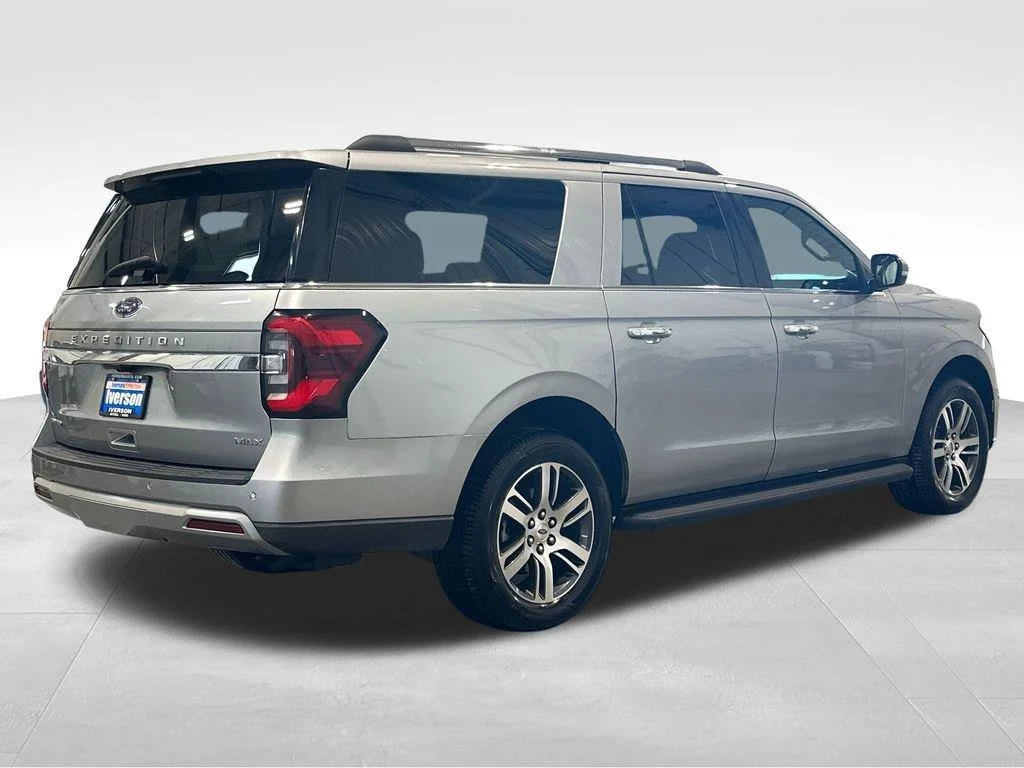 Used 2024 Iconic Silver Ford Limited image 7