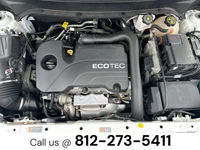 Used 2020 White Chevrolet LT image 29