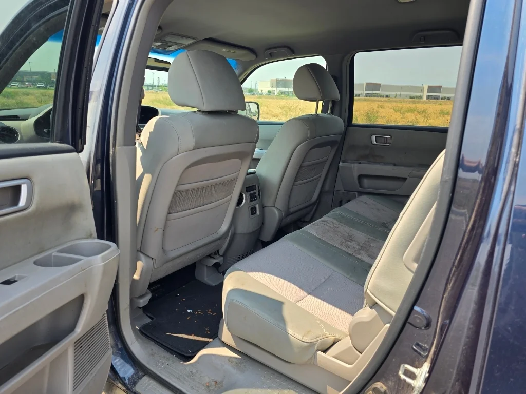 Used 2009 White Honda EX image 15