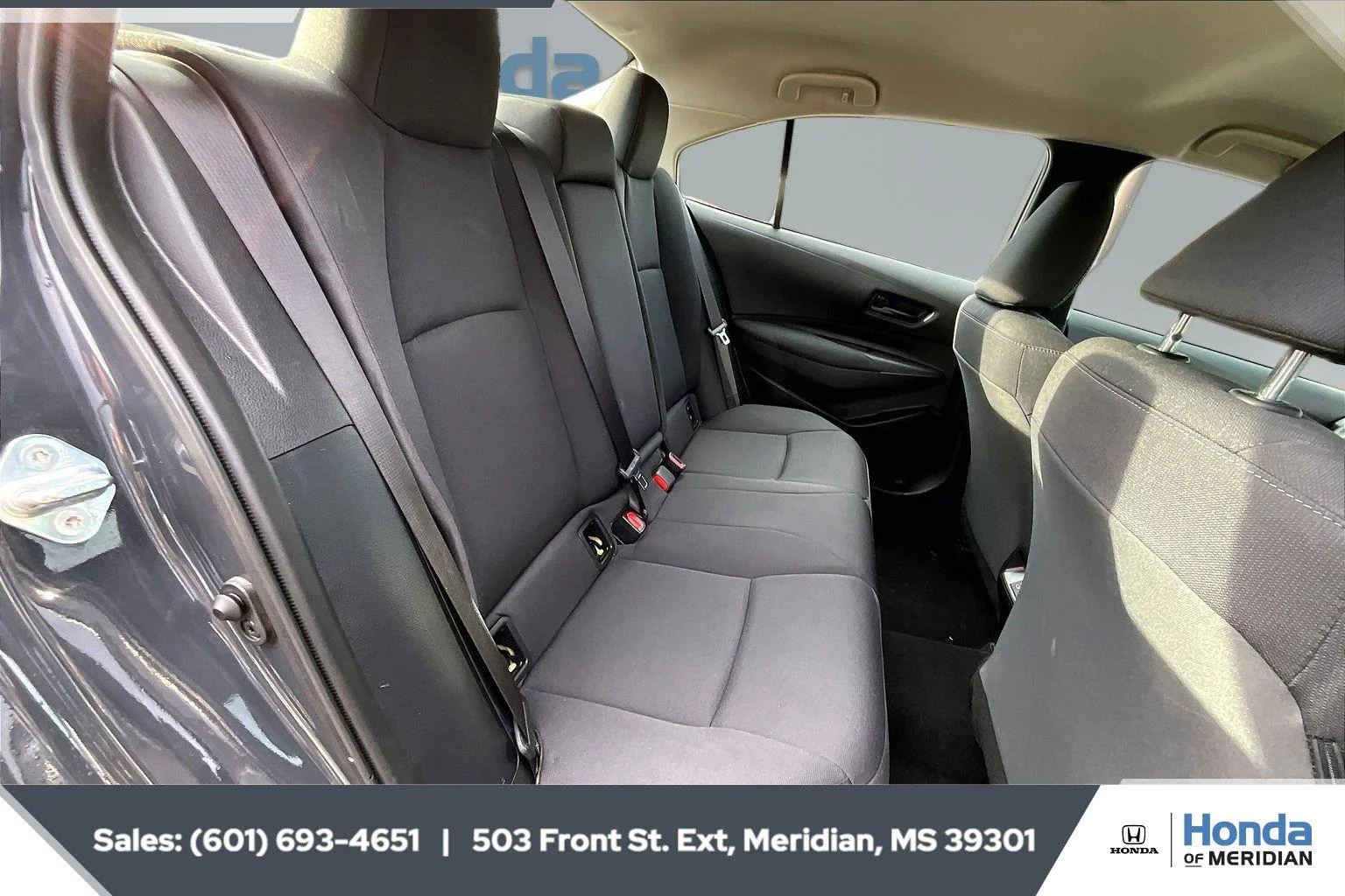 Used 2025 Underground Toyota LE image 20