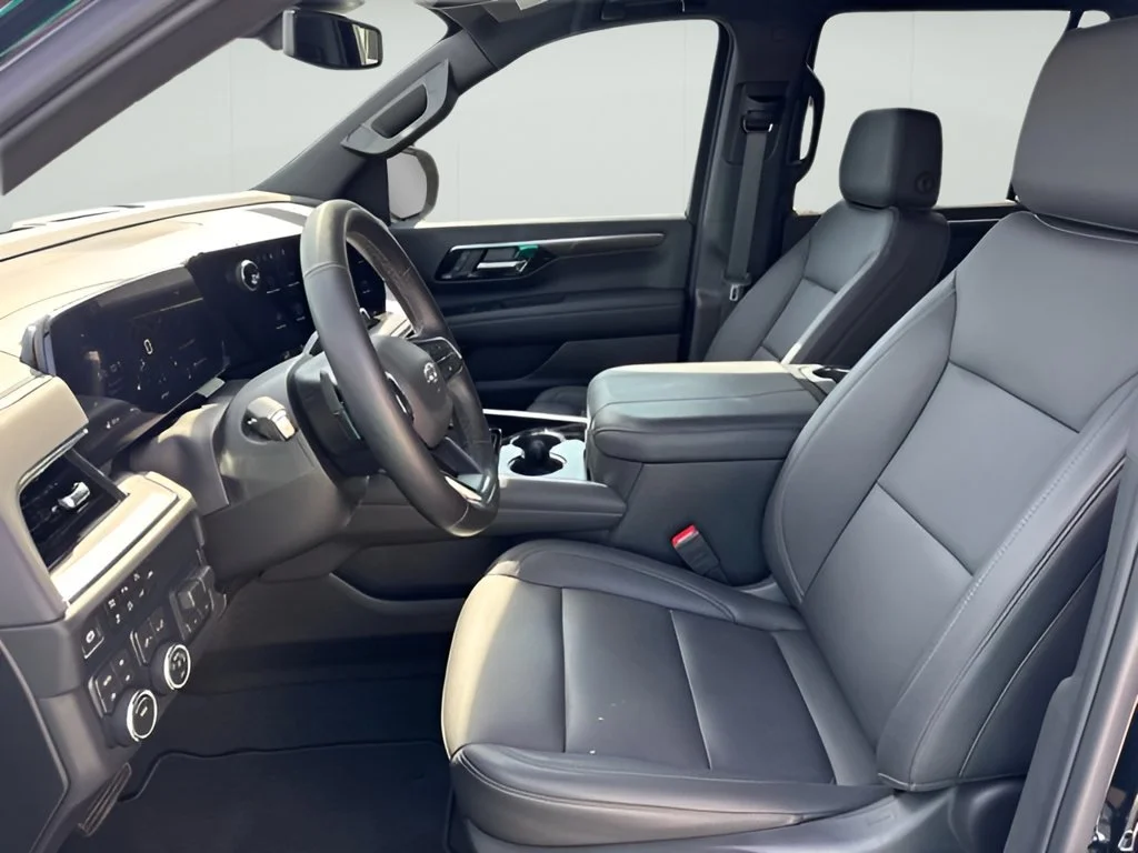 New 2026 Black Chevrolet Z71 image 8