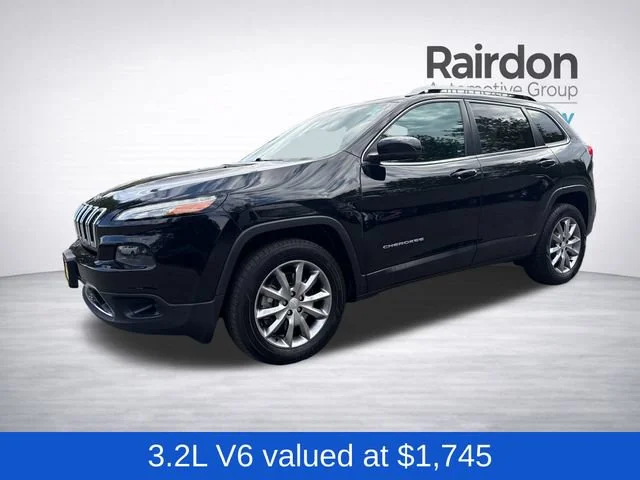 Used 2018 Diamond Black Crystal Pearlcoat Jeep Limited image 3
