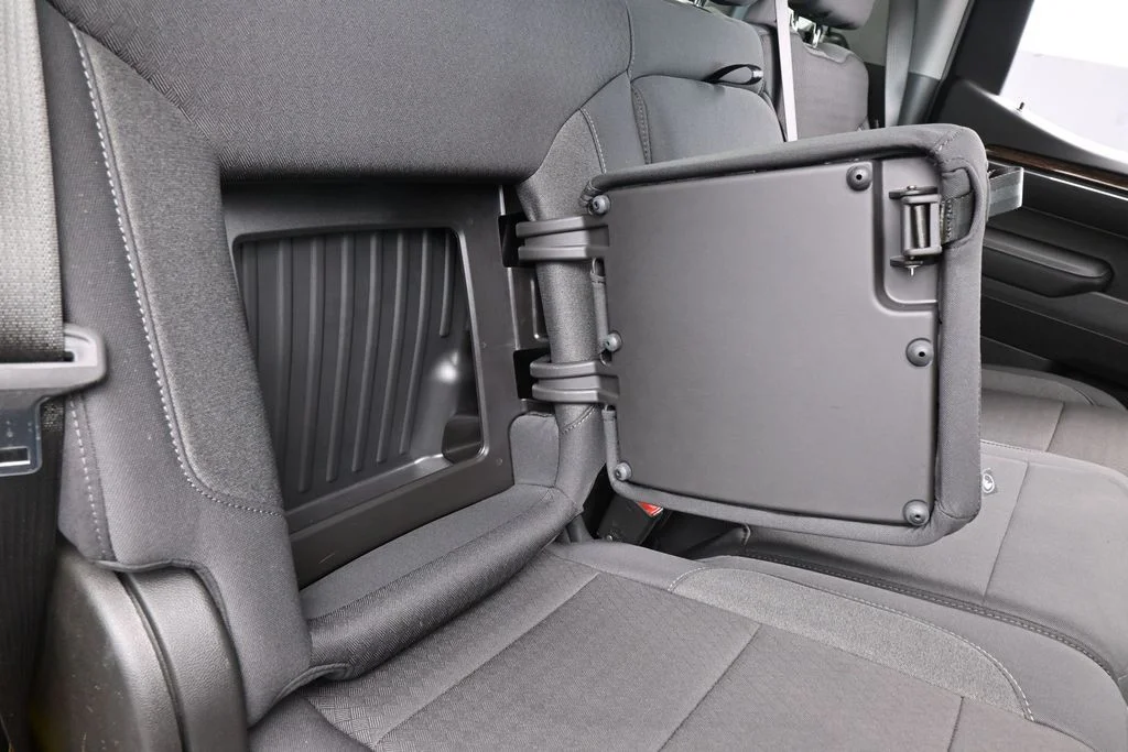 Used 2025 Sterling Metallic GMC Elevation image 37
