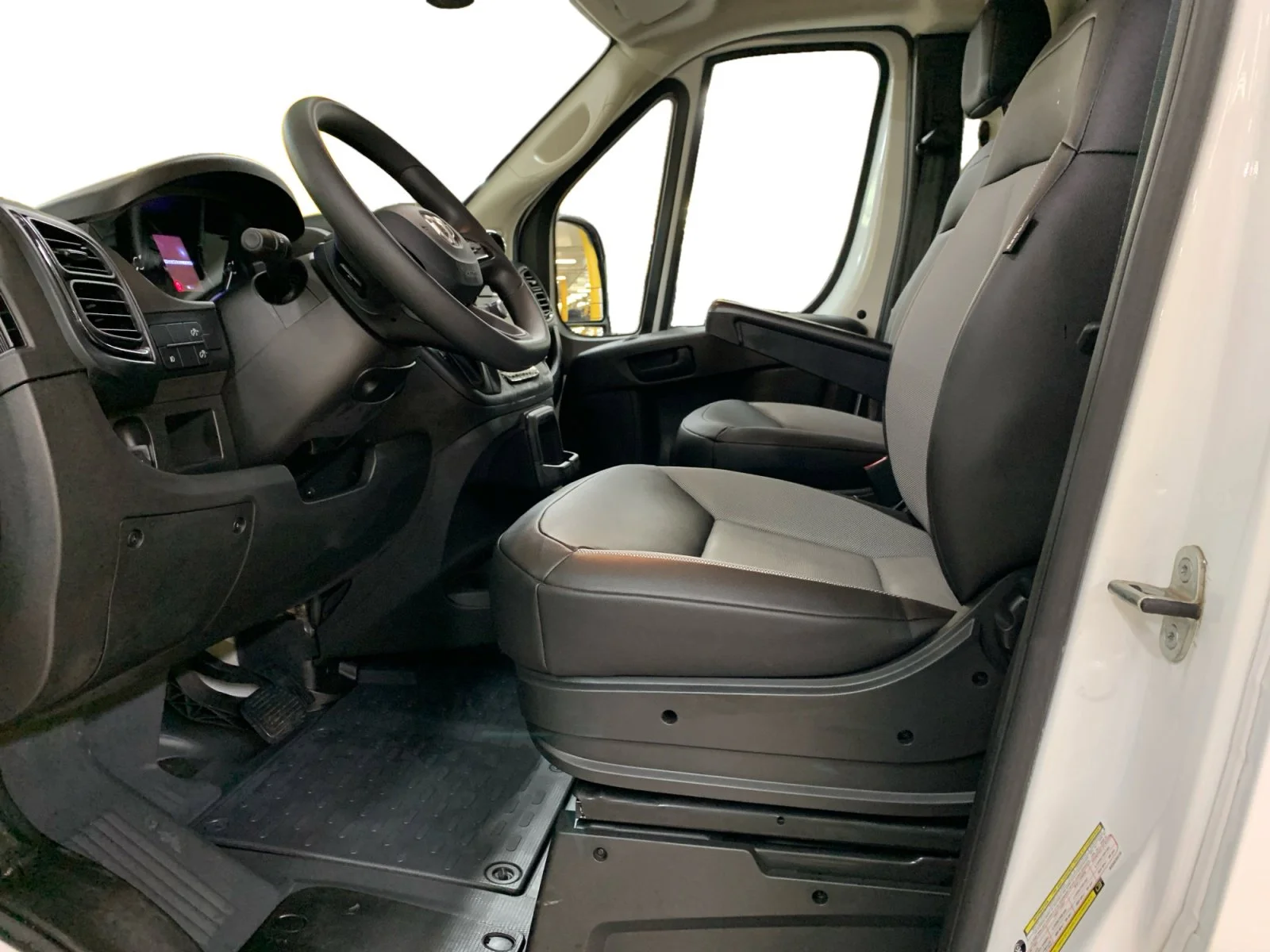Used 2025 White Ram Tradesman image 10