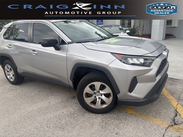 2022 Toyota RAV4 LE