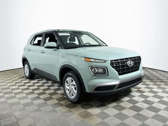 New 2026 Hyundai VENUE SE