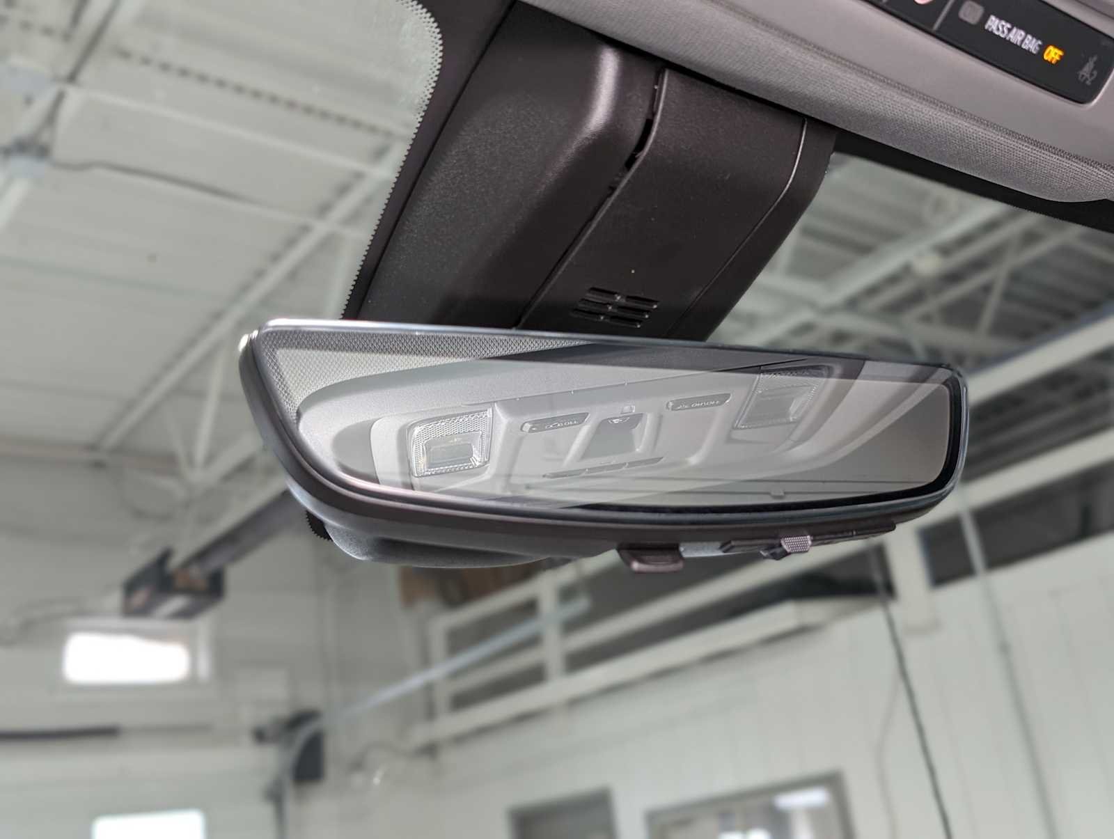 Used 2020 Shadow Gray Metallic Chevrolet LTZ image 32